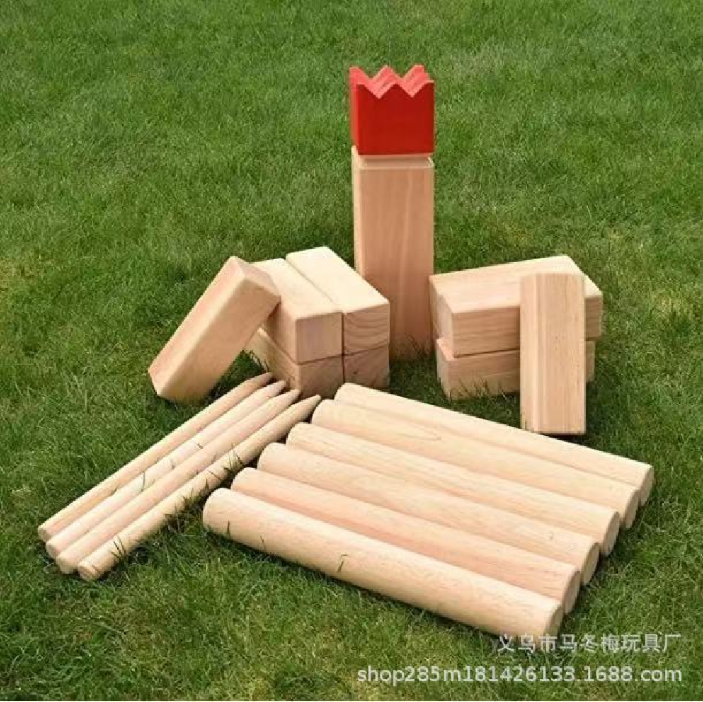 Kubb game set