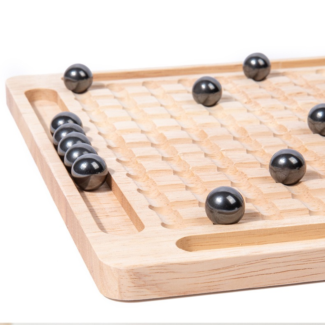 Magnetic Chess Game