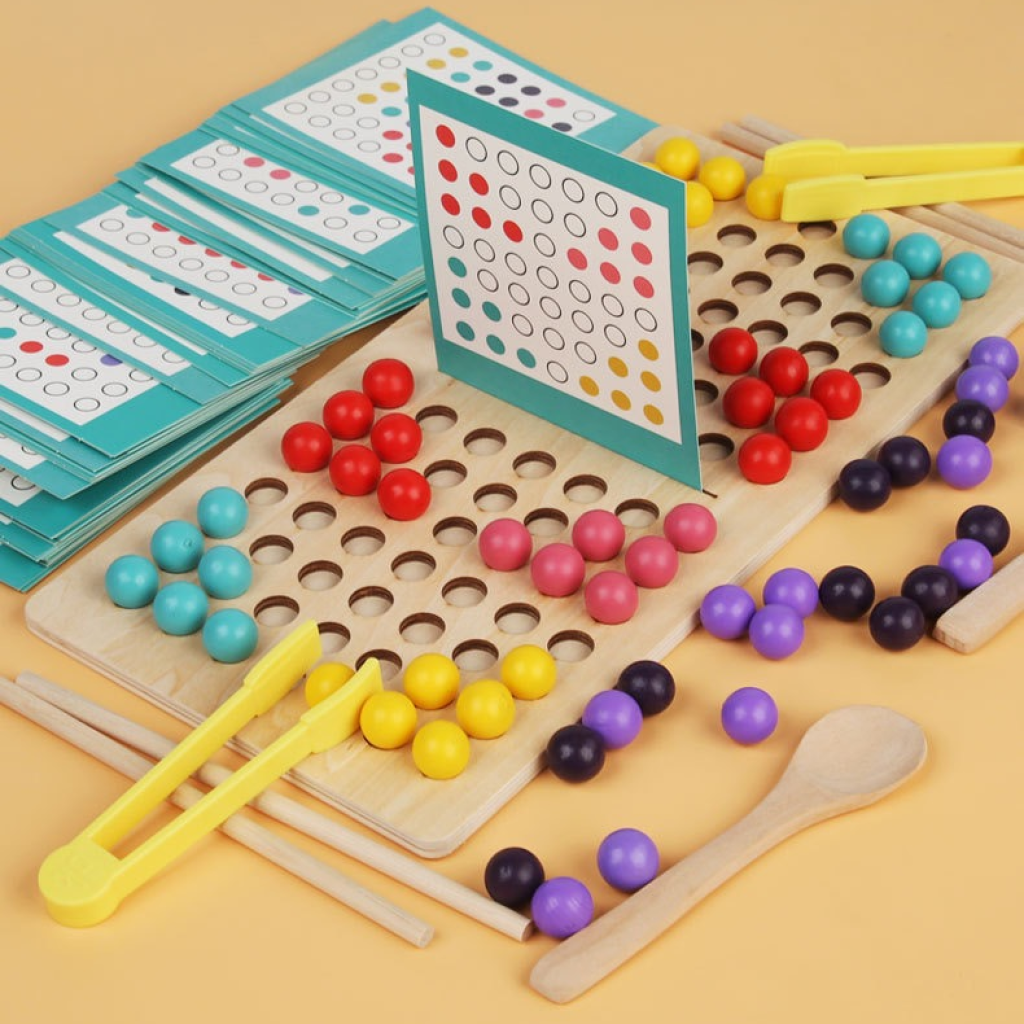 Wooden Peg Board Game